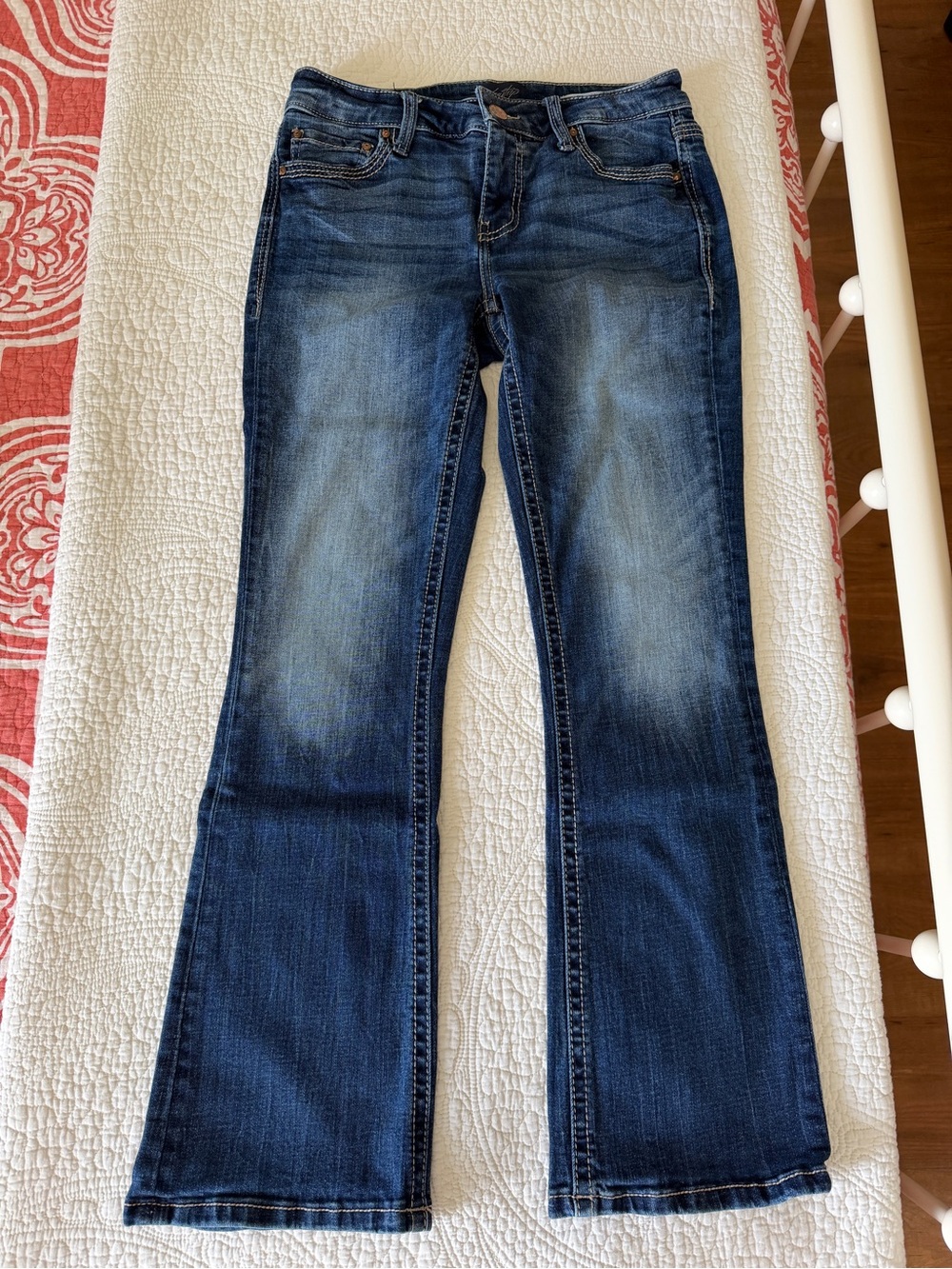 Daytrip Buckle Dark Wash Virgo Bootcut Flare Jeans Distressed Size 26 Short 26S